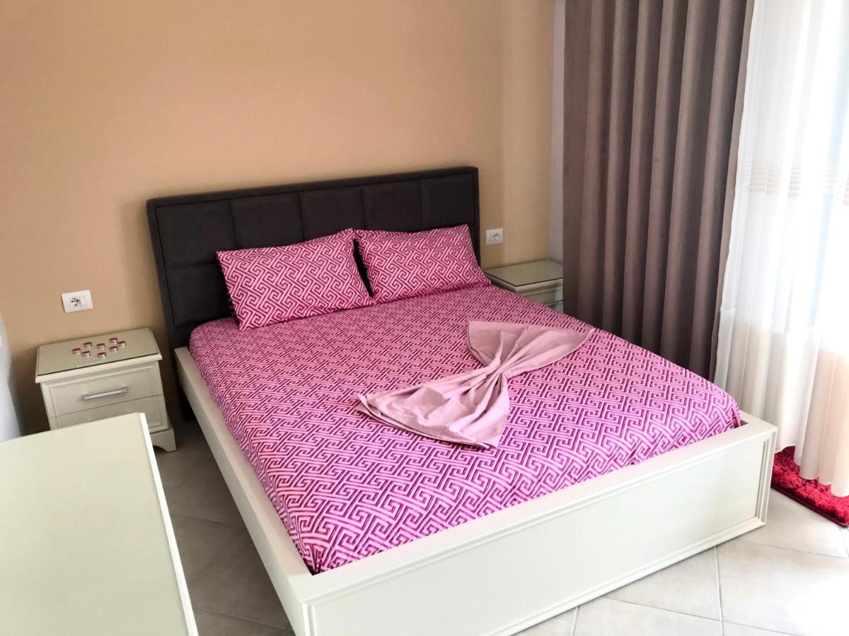 Hotel Queen Isabella Premium Vlorë Exteriér fotografie
